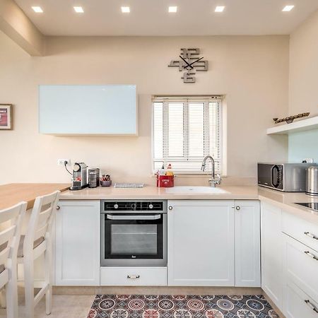 Ben-Gurion Blvd 2Bdr Close To The Beach เทลอาวีฟ ภายนอก รูปภาพ